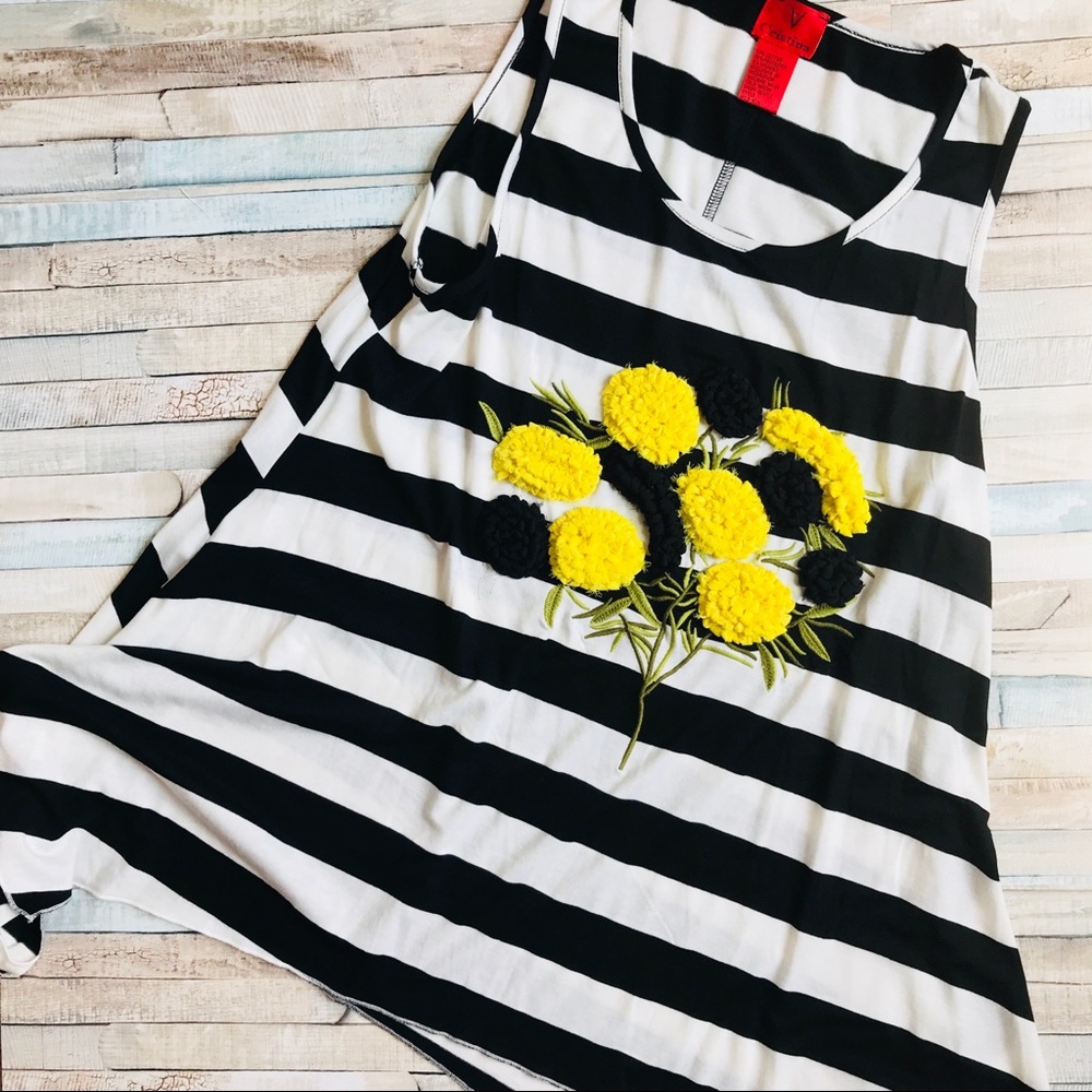 Size Large Tank Bundle - Picture 2 of 6